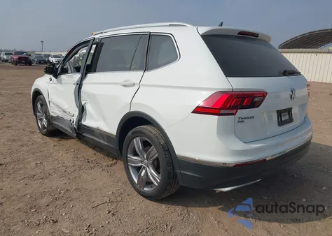 2021 Volkswagen Tiguan 2.0T Se/2.0T Se R-Line Black/2.0T Sel z USA, uszkodzony, nr VIN 3VV3B7AX6MM086852